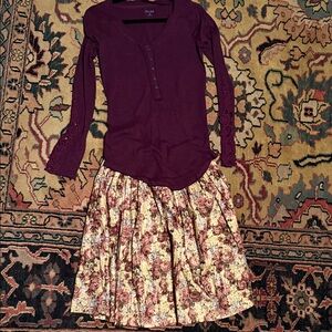 plum cotton tee & cotton Floral Skirt Set stretches to 34”